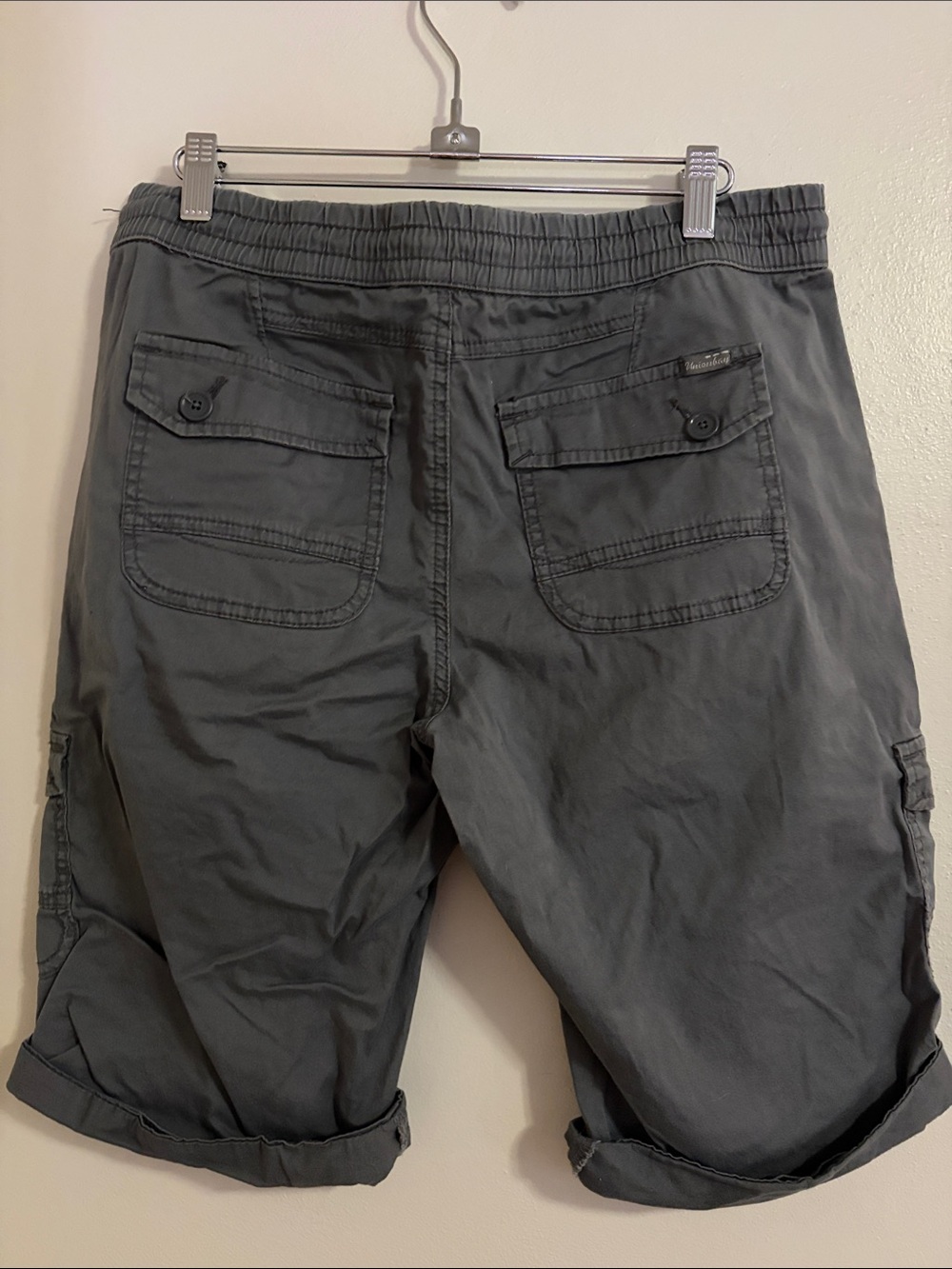 Unionbay Gray Cargo Shorts - Picture 2 of 4